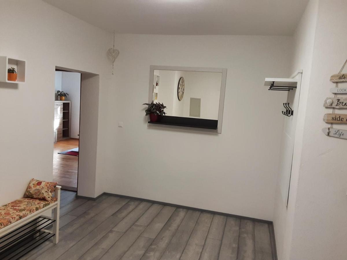 Apartment - Ferienwohnung 1 Treffen Am Ossiachersee מראה חיצוני תמונה