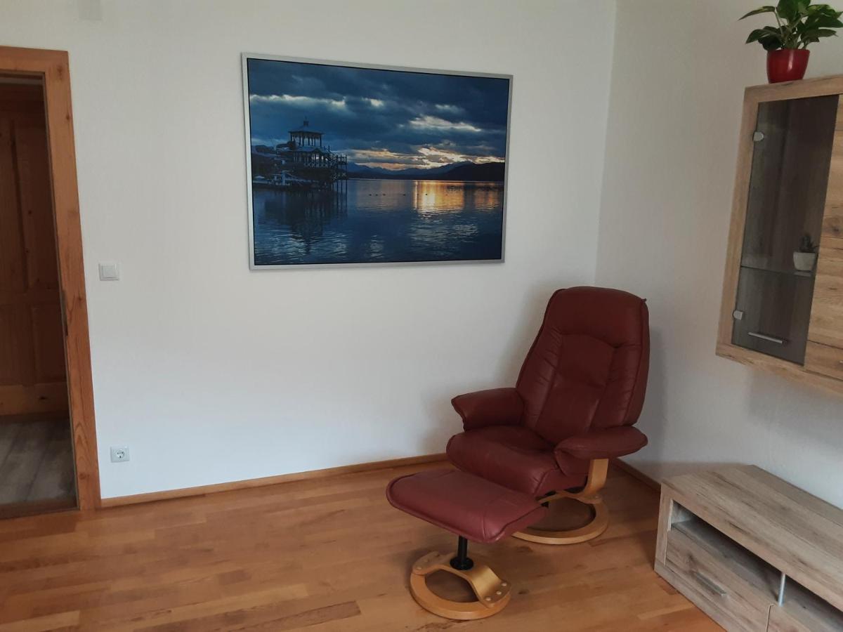 Apartment - Ferienwohnung 1 Treffen Am Ossiachersee מראה חיצוני תמונה
