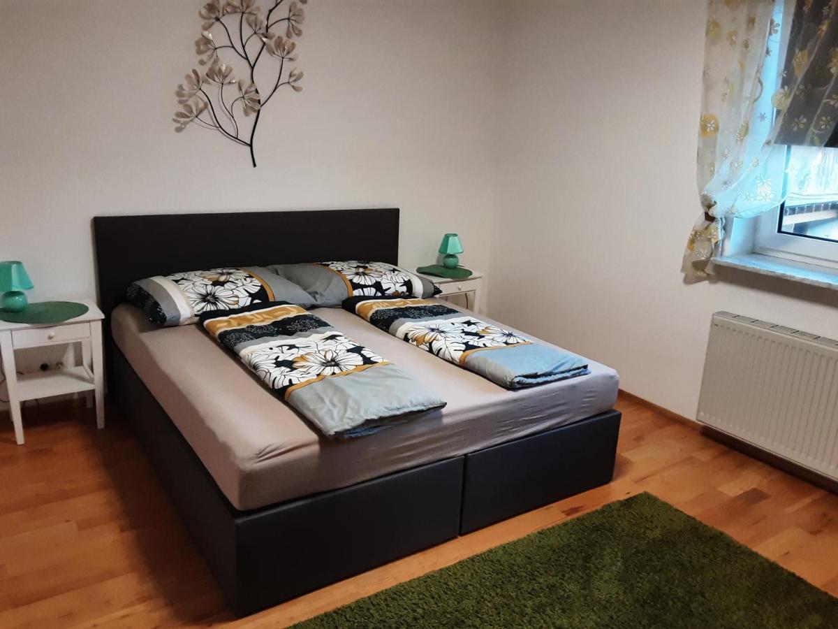 Apartment - Ferienwohnung 1 Treffen Am Ossiachersee מראה חיצוני תמונה